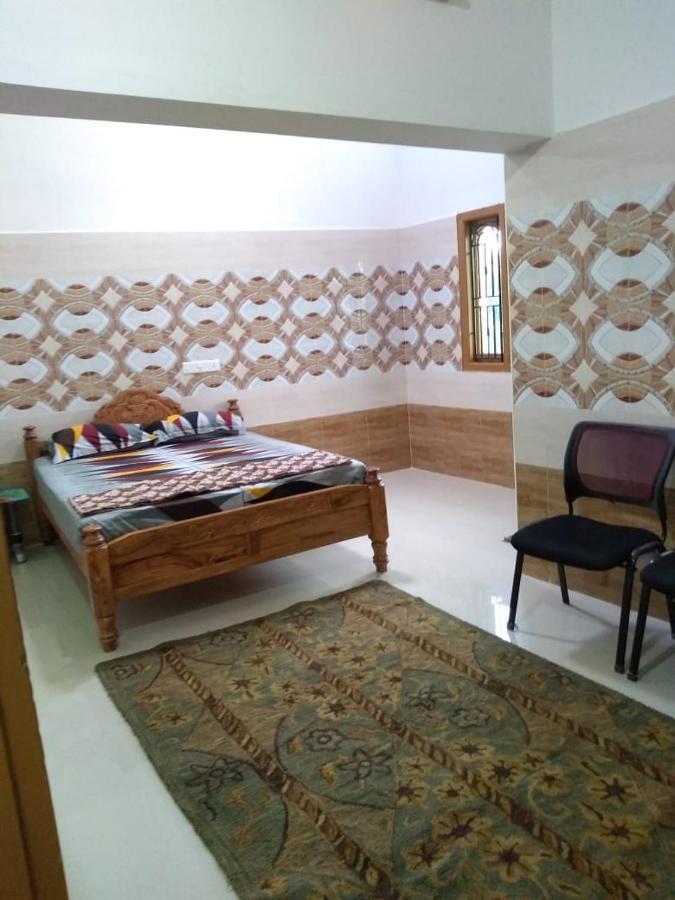 Yuga Guest House Kuttālam 外观 照片