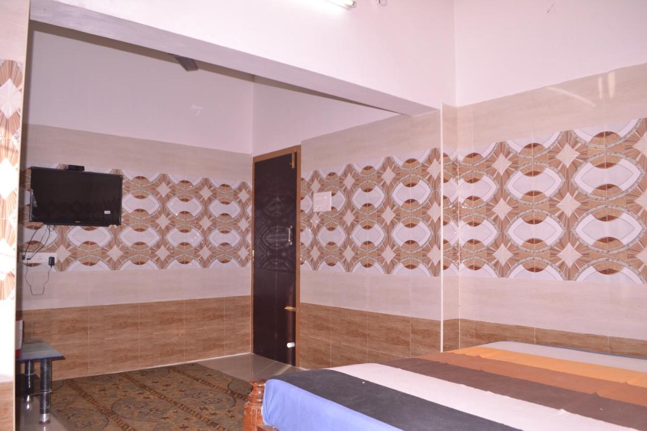 Yuga Guest House Kuttālam 外观 照片