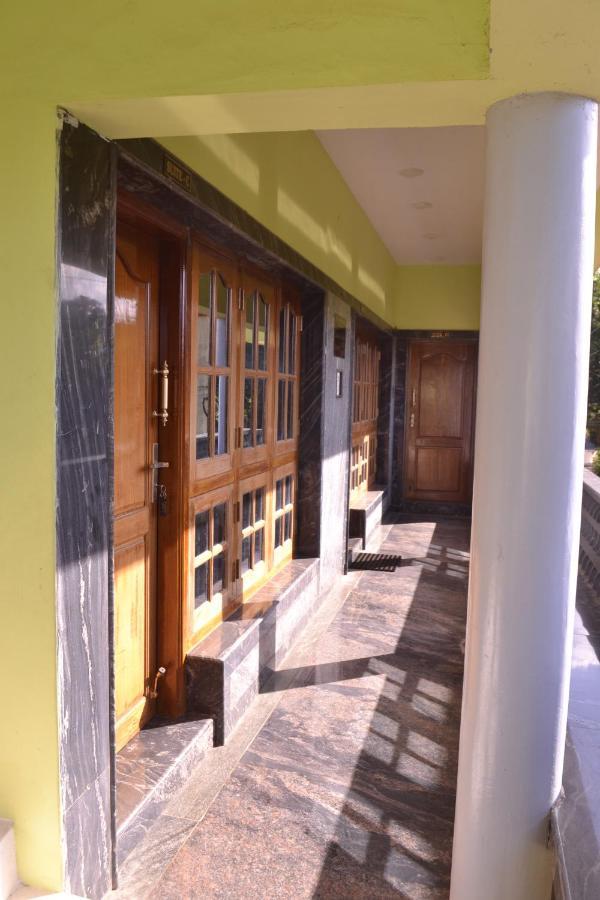 Yuga Guest House Kuttālam 外观 照片