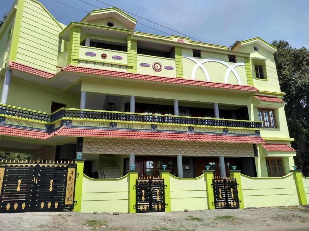 Yuga Guest House Kuttālam 外观 照片