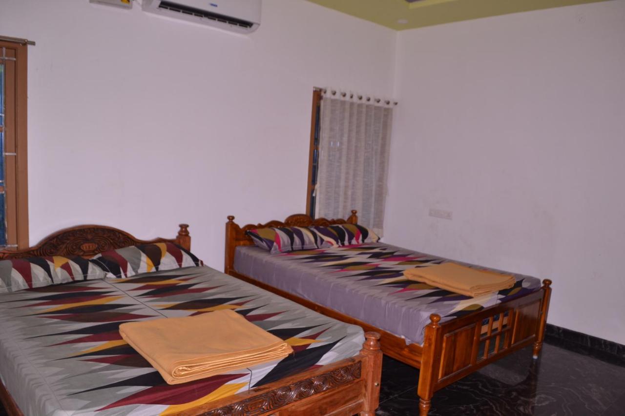 Yuga Guest House Kuttālam 外观 照片