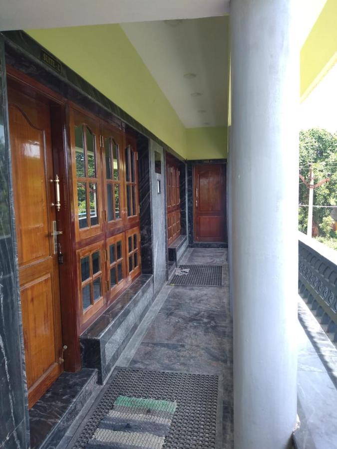 Yuga Guest House Kuttālam 外观 照片